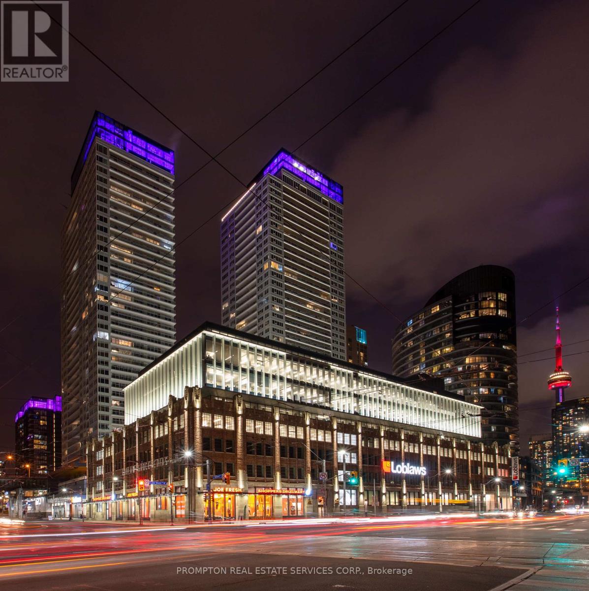 4011 19 Bathurst St Harbourfront condo