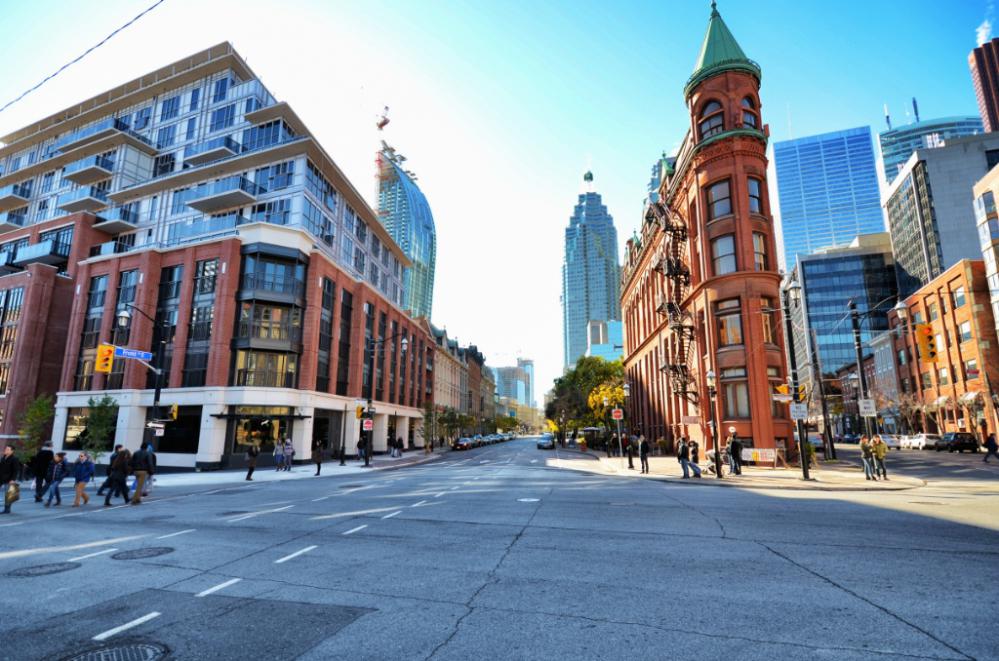THE BERCZY CONDOS FOR SALE - 55 Front St East