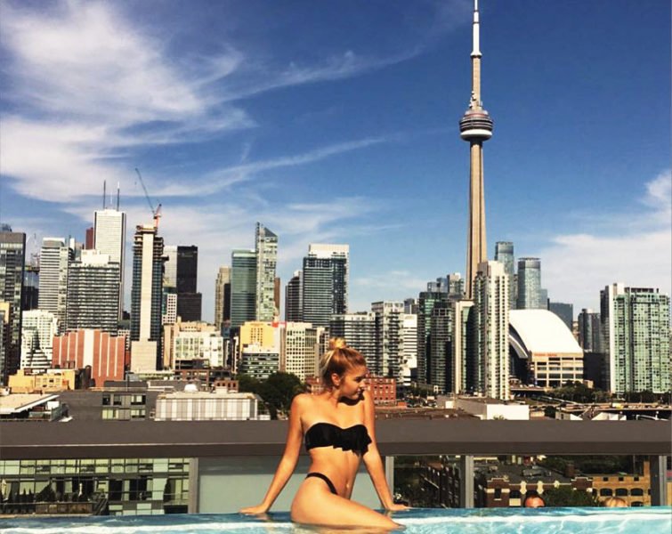 Thomspon Toronto Rooftop Pool - Condos Sales contact Yossi Kaplan