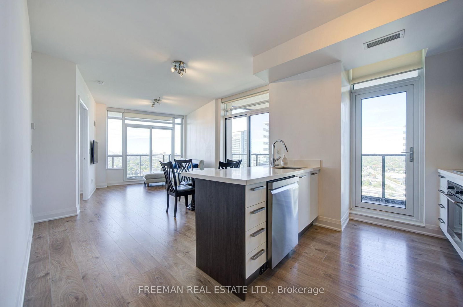 #2305 - 36 Park Lawn Rd