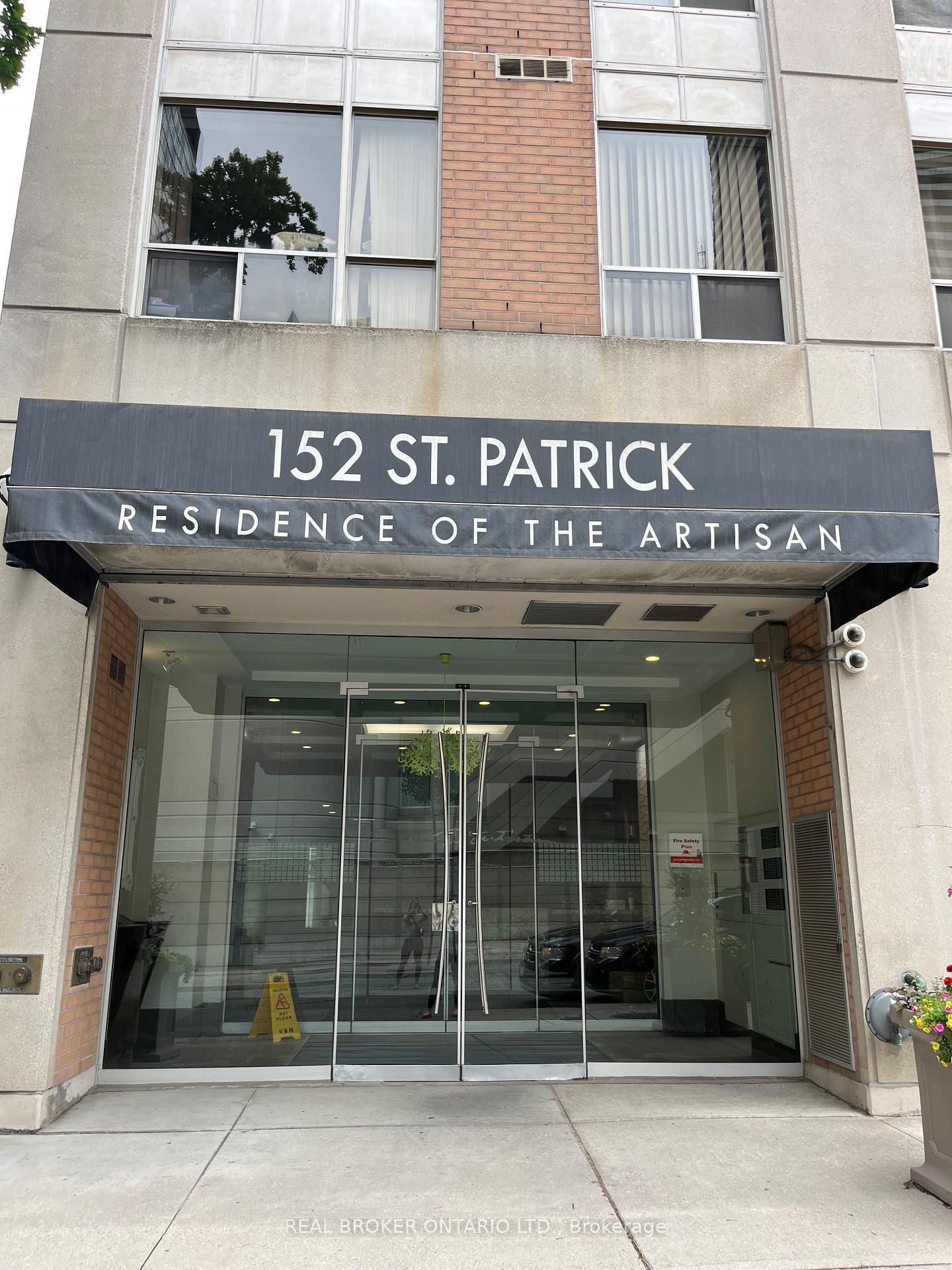 152 St Patrick St #1107, Toronto — 2 bed + 1 bath condo at Residences of the Artisan