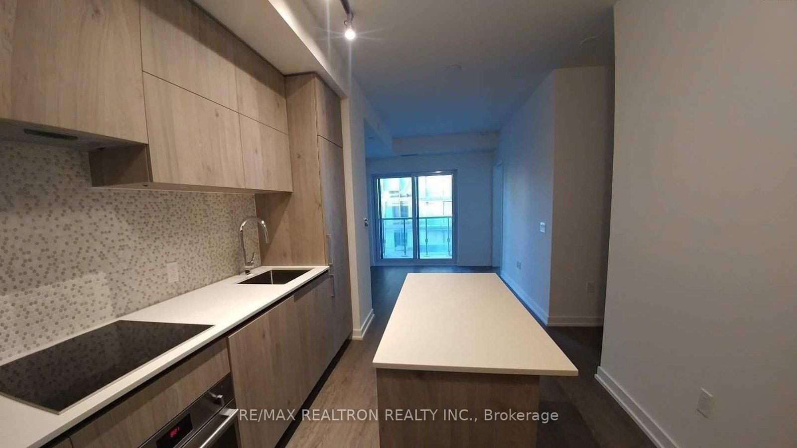 1 Yorkville Ave #1207 Toronto condo for sale — 1 bed plus den by Bazis in Yorkville